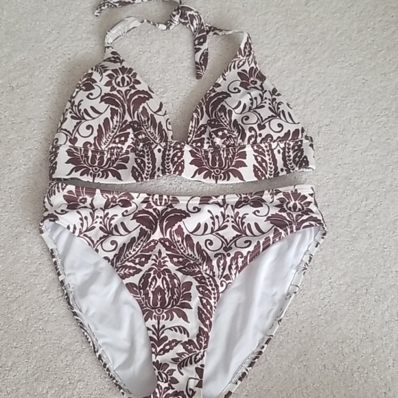 Victoria Secret Swim - Picture 1 of 7